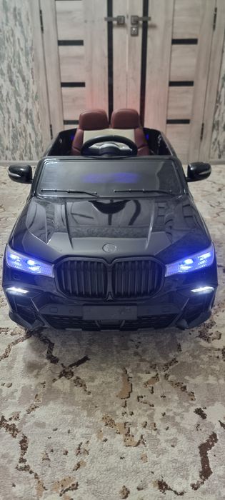 Детский электромобиль BMW