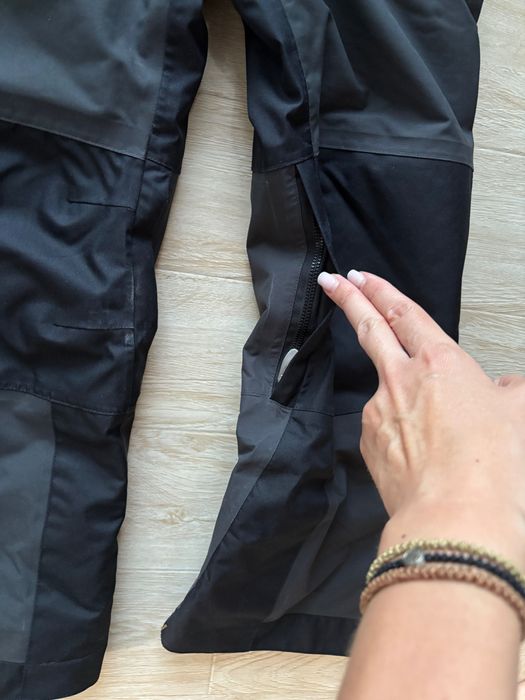 Vând salopetă iarnă 125-136