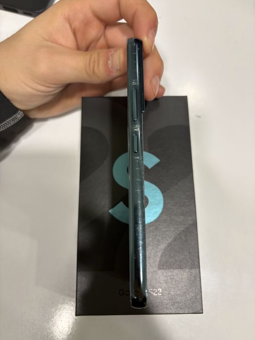 Samsung S22/256gb/olive green