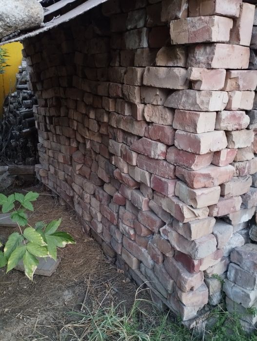 Продам  красные кирпичи