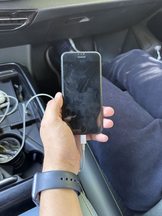 iPhone 7 Jet Black 128GB