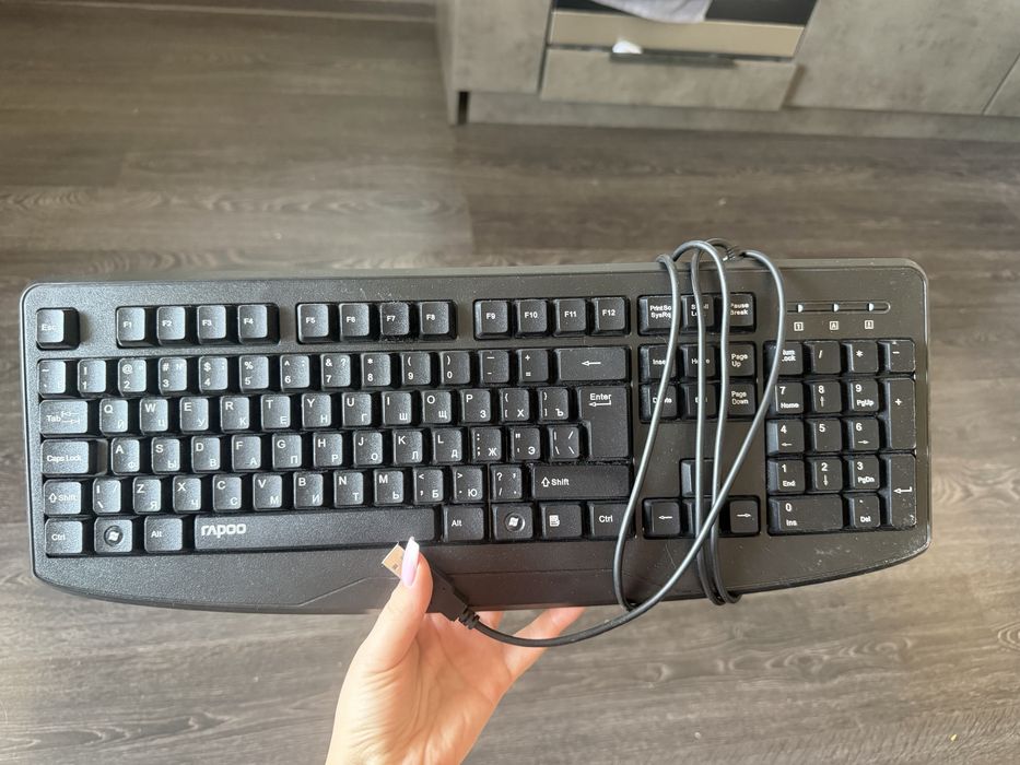Продам клавиатуру, мышку и кабель usb hdmi длинный
