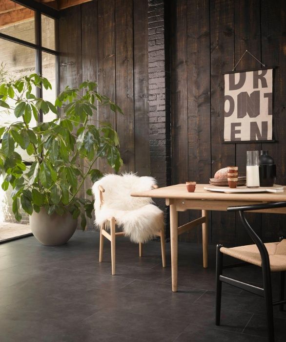 Montaj Mocheta LVT Linoleum Parchet Plinte Polimer Vopsele Epoxi 3D