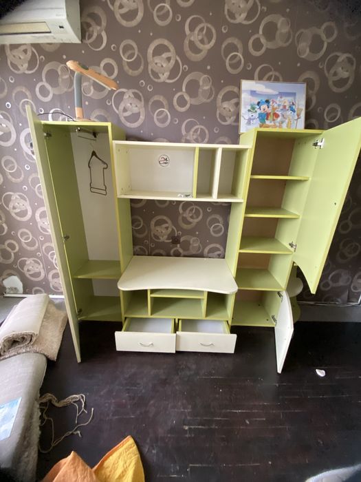 Мебели и матраци.