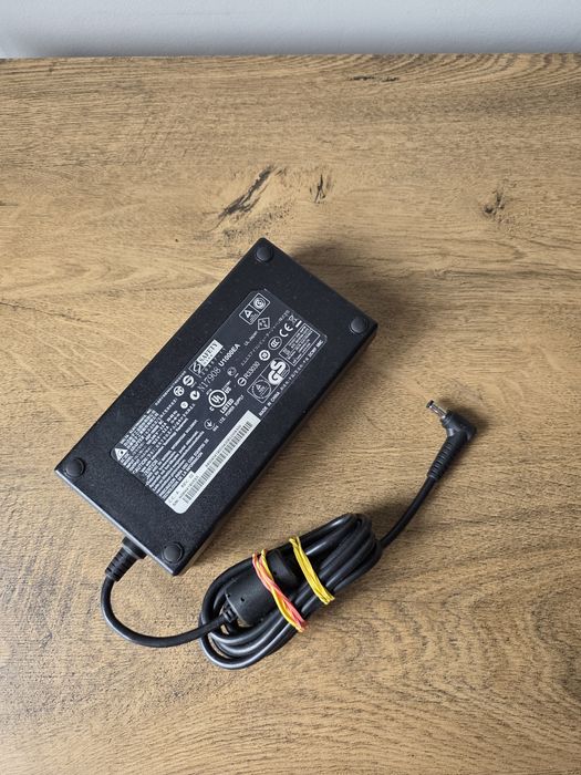 Alimentator MSI 19,5V 9,2A 180W mufa 5,5x2,5mm