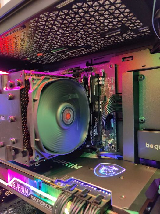 Геймърски компютър Ryzen 5700X RTX3080