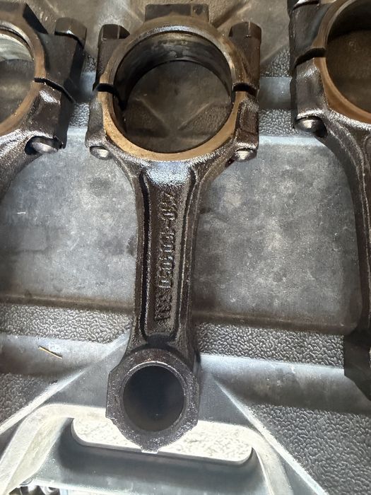 Продам Шатуны на приору