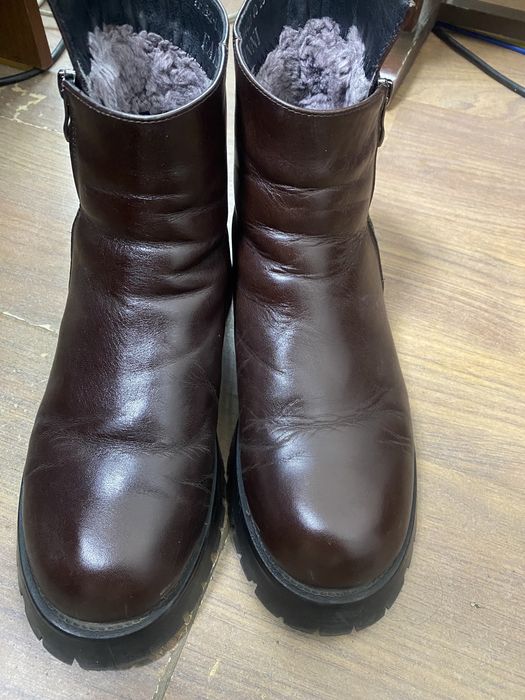 Продаются сапоги