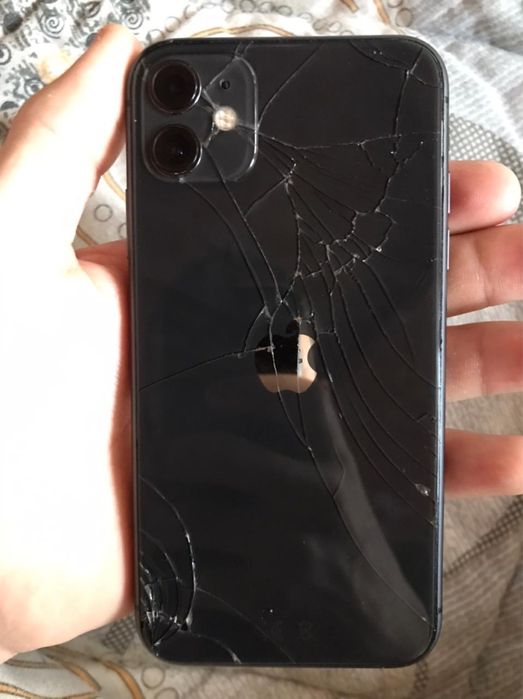 Айфон 11 128гб срочно