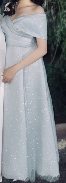 Платье вечернее