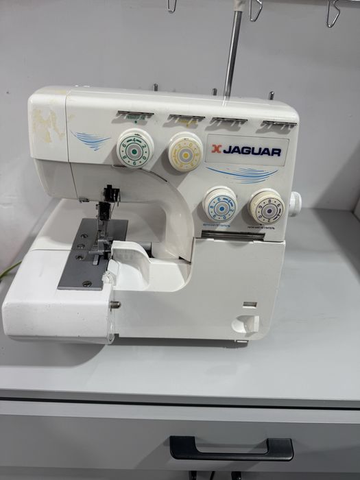 Швейная машина и оверлог