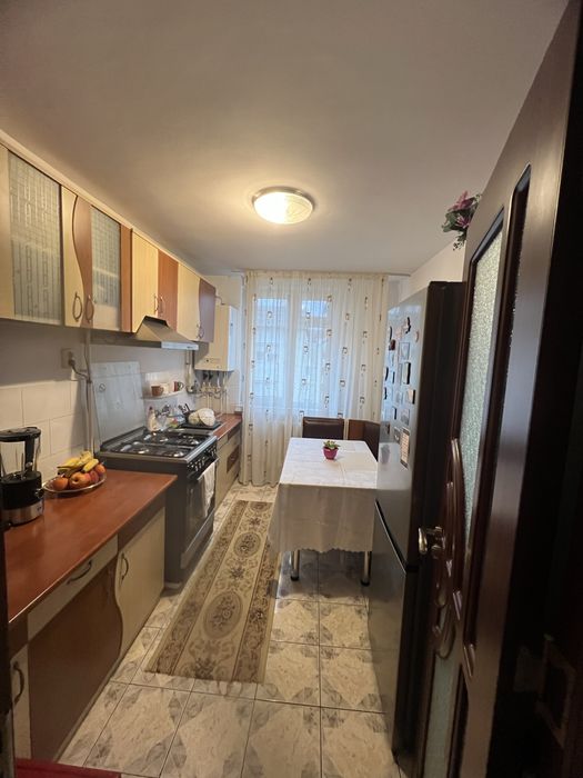 Vand apartament 2 camere