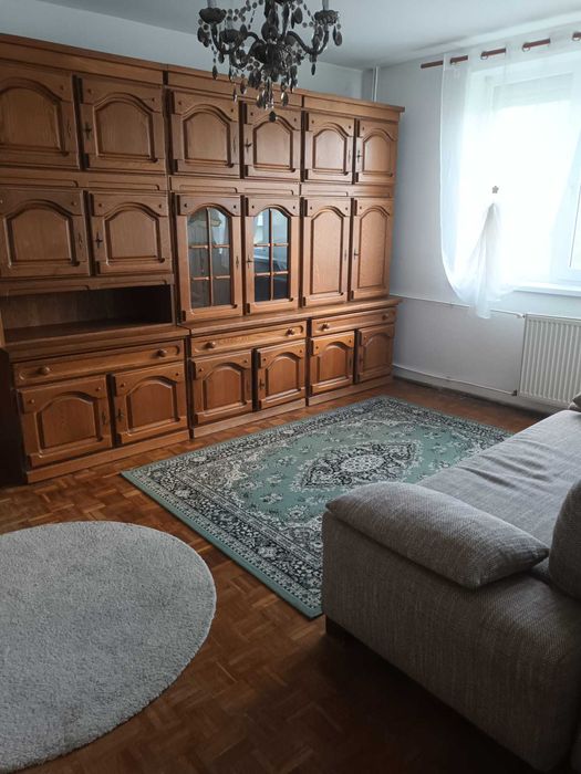 Vand apt. 2 camere, et. II, Cantemir