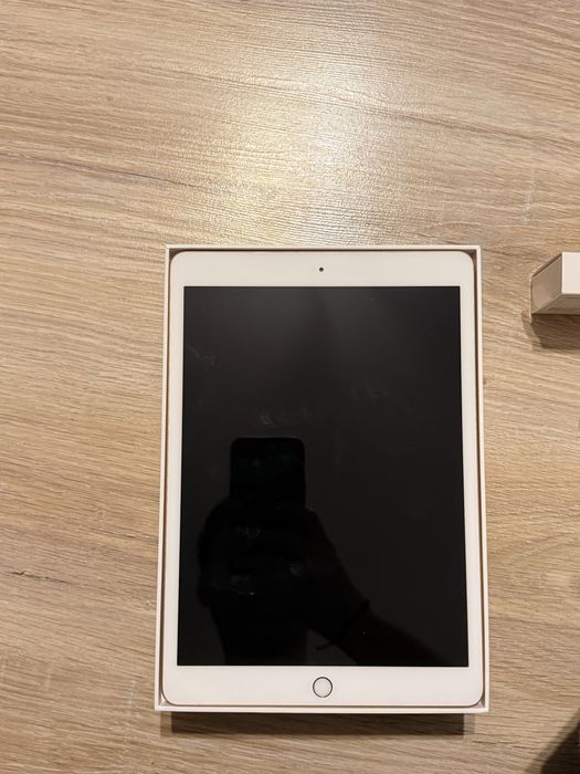 iPad 7 (10.2”) 32GB Wi-Fi + Apple Pencil Gen 1 NOU în cutie