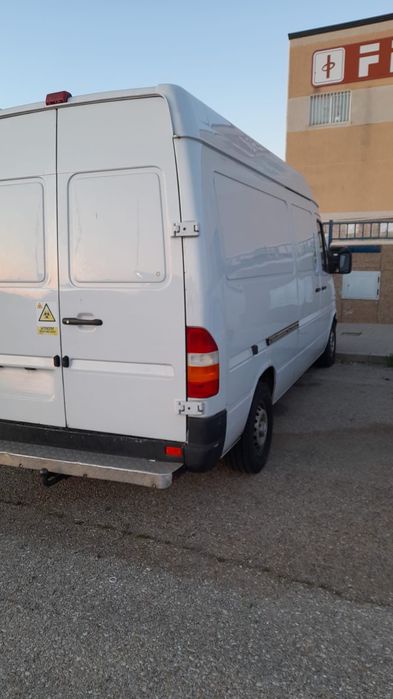 Vând Mercedes Sprinter 313