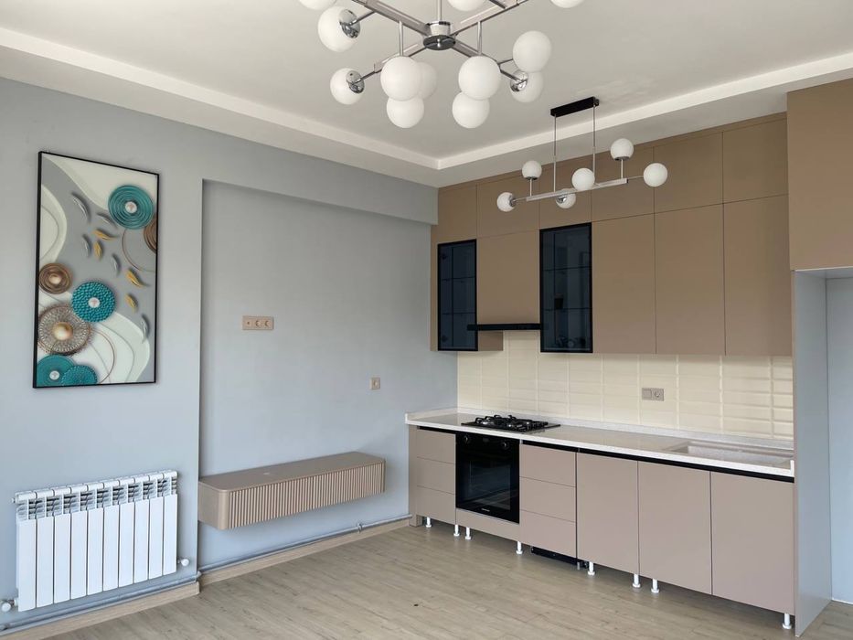 Уй сотилади 2 хона Авторский ремонт Zarafshon city