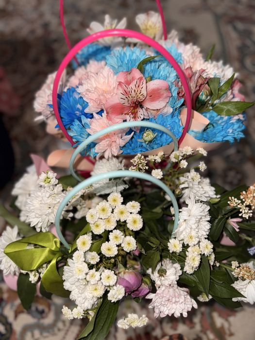Нәзік стиль қолдан жиналған ерекше гүл жоғы