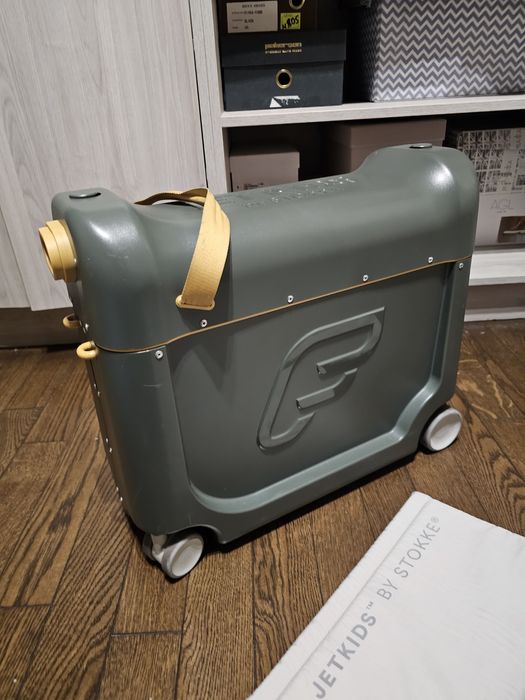 Stokke jet kids чемоданчик