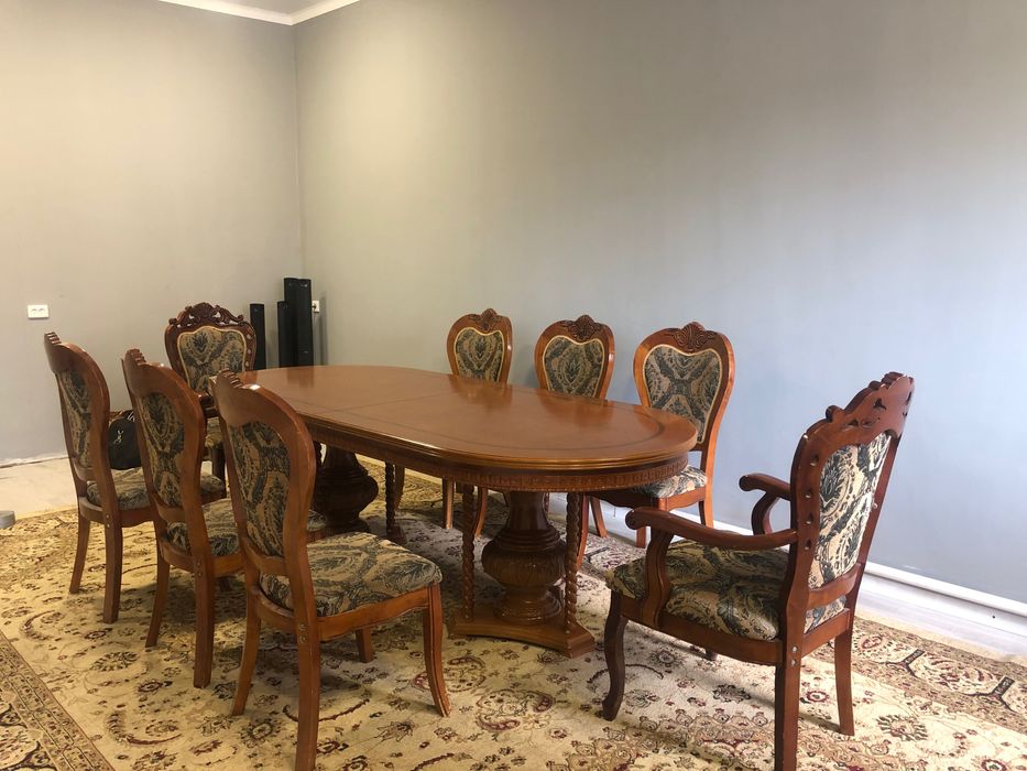 Продам стол со стульями