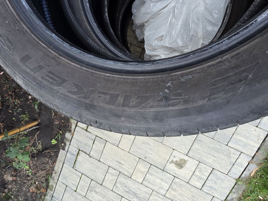 4 Anvelope Vara 275 50 r20 Falken MO
