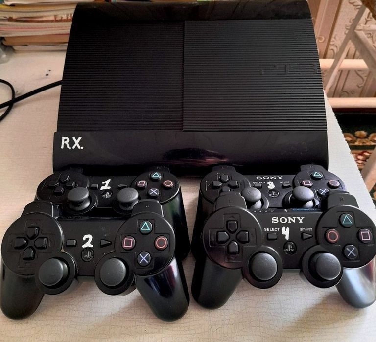 Playstation 3 super slim va slim 6 ta pult.43 talik smart tv galasavoy