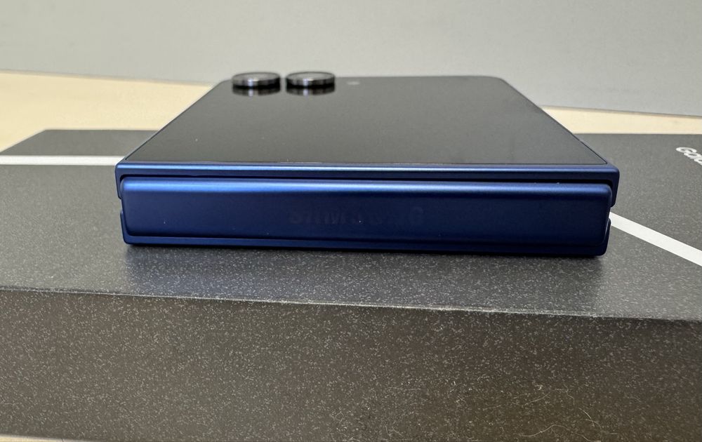 Samsung Galaxy Z Flip7  Blue Shadow 256Gb