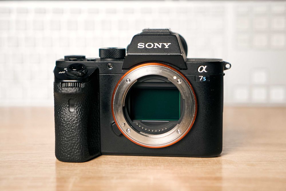 Полнокадровая Sony a7s2