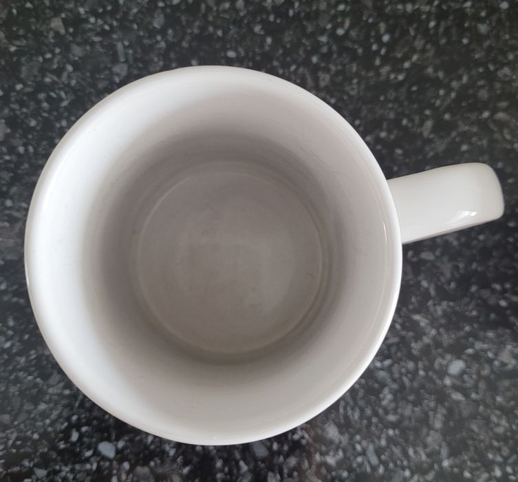 Продам белую кружку