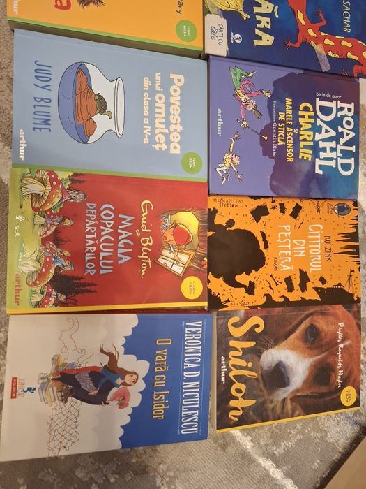 Cărți de la editura Arthur