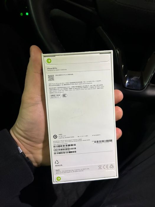 iPhone 16 pro 128 lgb Dual Sim золотистый