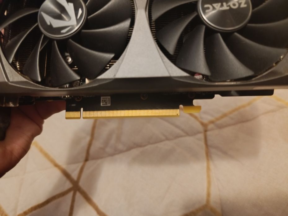 Видео карта Zotac 3050 8GB