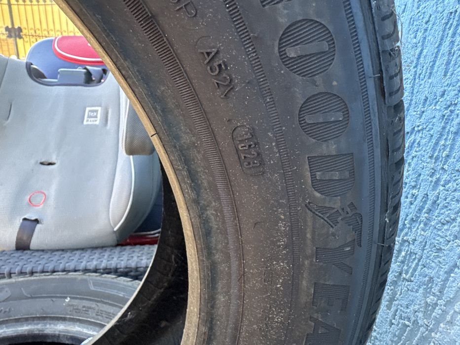 4 Anvelope goodyear efficient 215 60 17c