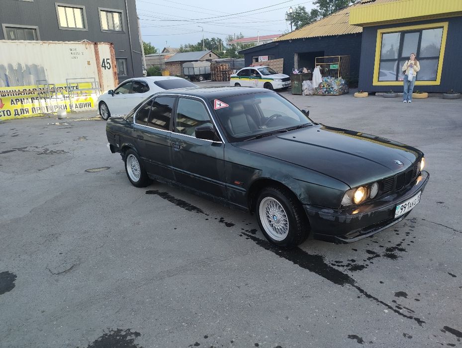BMW е34     525i