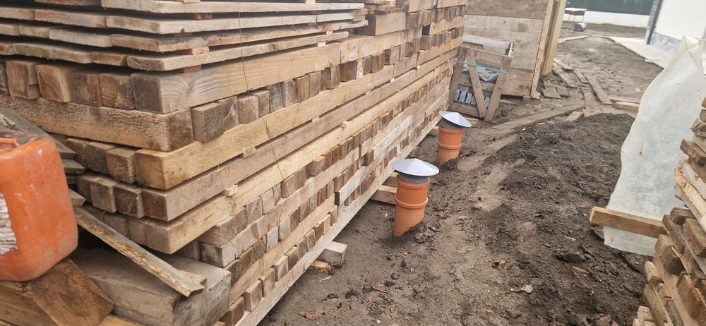 Vand patrate pentru cofraje