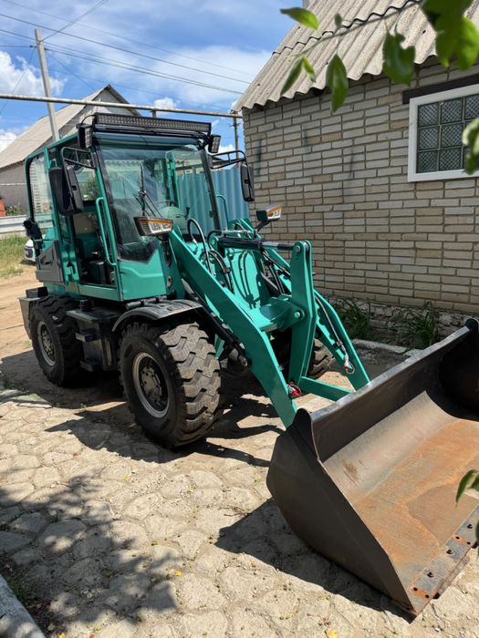 Продам мини погрузчик Talant 932