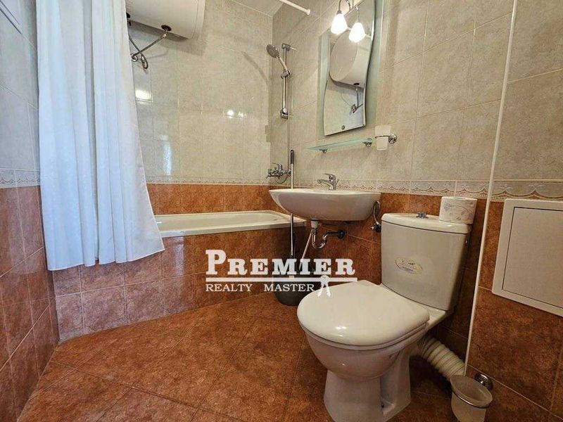 Продава се Двустаен апартамент в к.к. Слънчев бряг - 62 кв.м за 1420 €/кв.м - Снимка #15