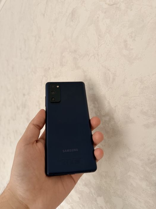 Samsung S20FE/128Gb - В отличном состоянии