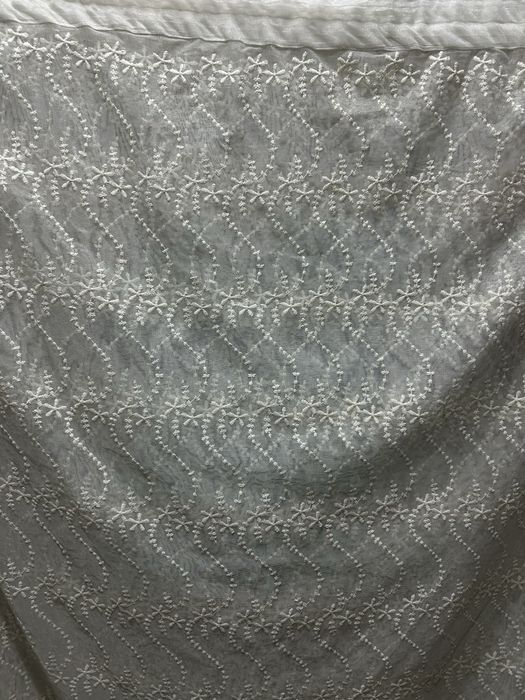 Продам тюль 2.45 высотах