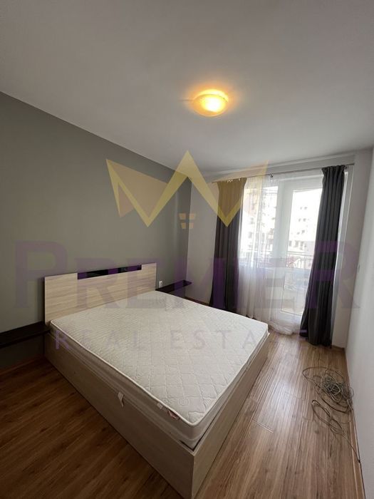 Дава се под наем Тристаен апартамент в Варна, Колхозен пазар - 110 кв.м за 612 € - Снимка #11