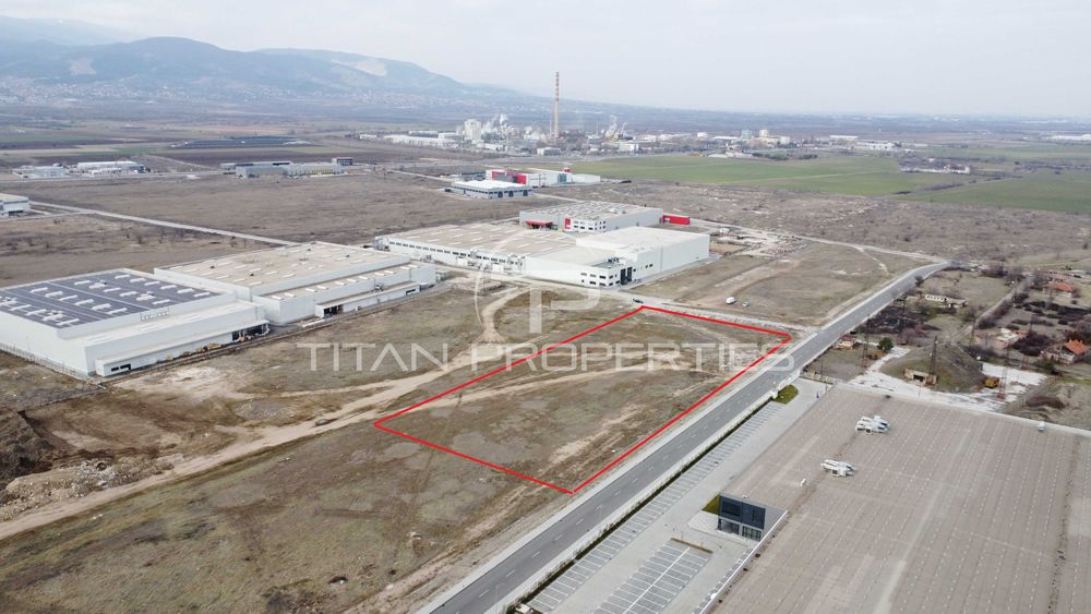 Продава се Парцел в Куклен - 12665 кв.м за 45 €/кв.м - Снимка #2