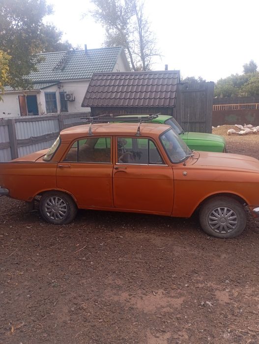 Продам 2 москвича за 500