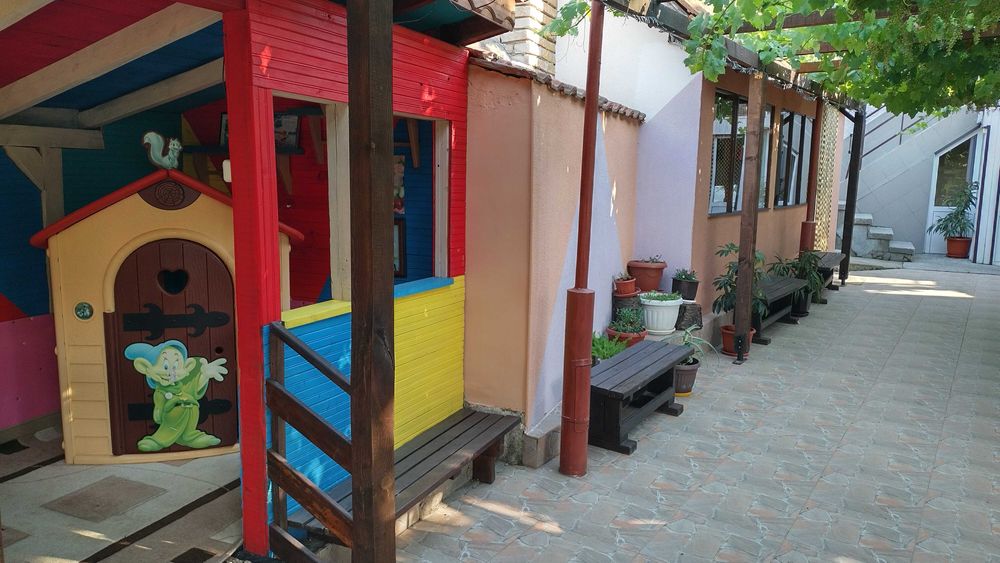 Дава се под наем Заведение в с. Брестник, Област Пловдив - 70 кв.м за 51 € - Снимка #11