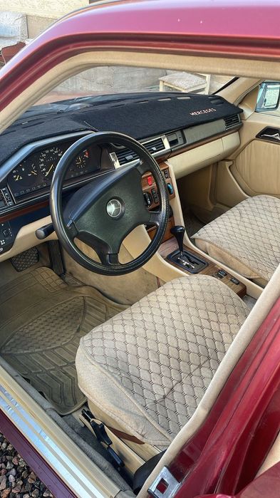 Мерседес Е 300 3 обём