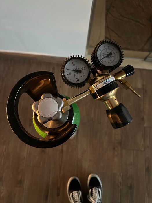 Butelie cu argon plină