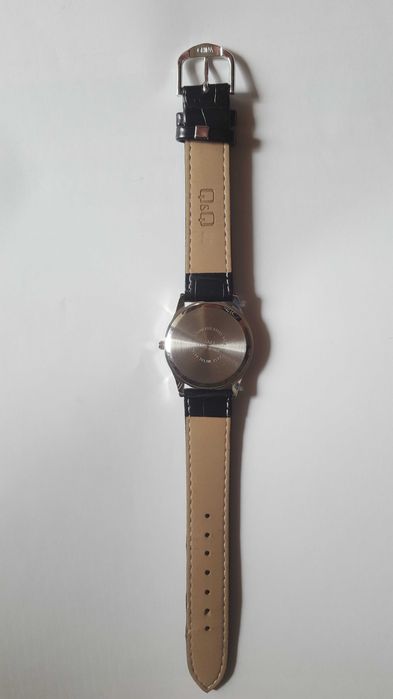 Дамски часовник Q&Q