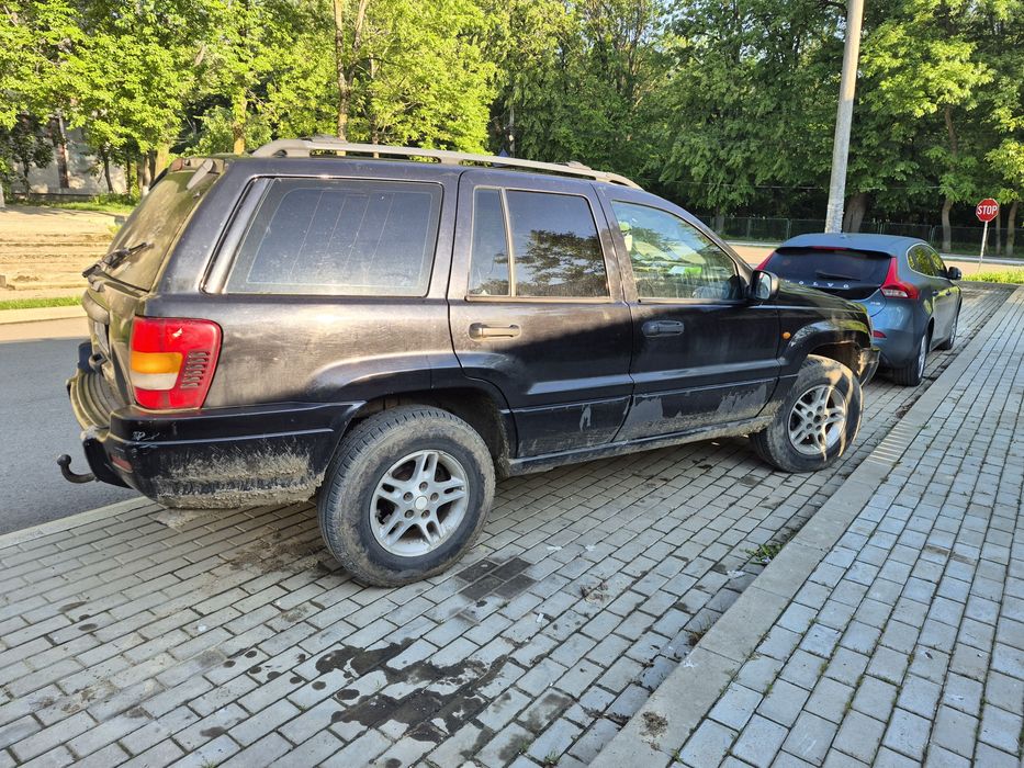 Vând Jeep Grand Cherokee, an 2003