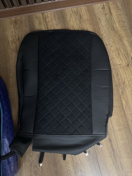 Чехлы на сидения прадо