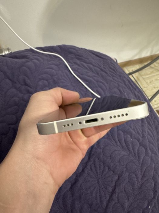 Айфон  12 128 гб