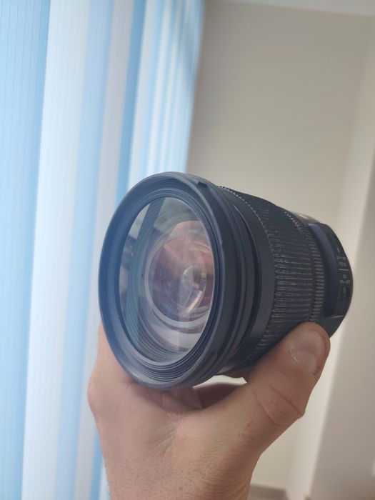 Продавам обектив Sigma 24-105mm f/4 Art