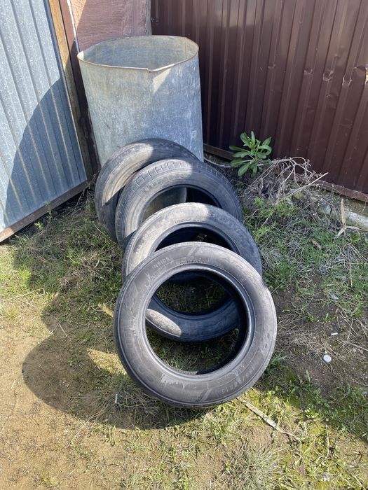 Продам шины б/у р15